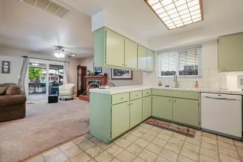 Kitchen - 1631 Elizabeth Ave, Modesto, CA 95355 photo 1 of 6
