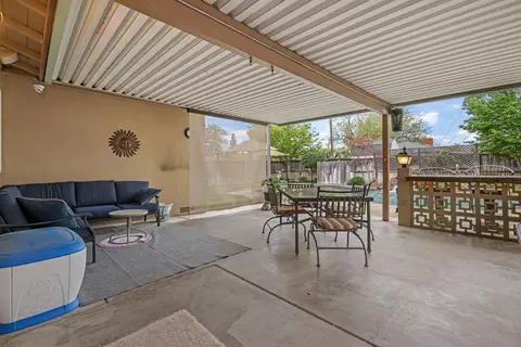 Exterior - 1631 Elizabeth Ave, Modesto, CA 95355 photo 10 of 11