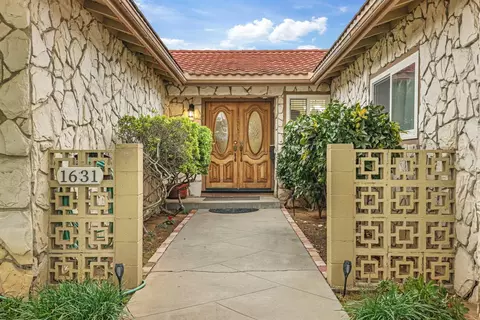 Exterior - 1631 Elizabeth Ave, Modesto, CA 95355 photo 5 of 11