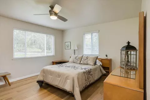 Bedroom - 9541 Horseshoe Bar Rd, Loomis, CA 95650 photo 1 of 5