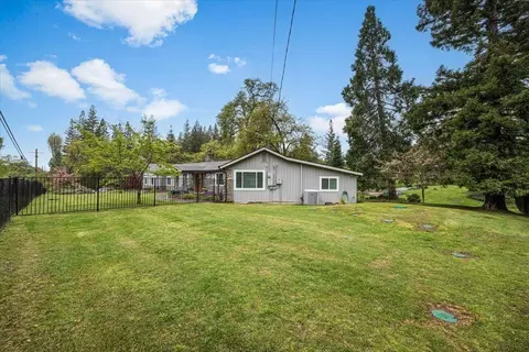 Exterior - 9541 Horseshoe Bar Rd, Loomis, CA 95650 photo 10 of 11