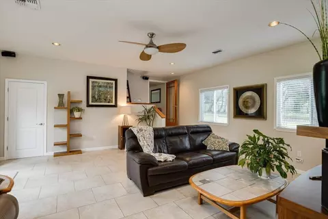 Living - 9541 Horseshoe Bar Rd, Loomis, CA 95650 photo 4 of 4