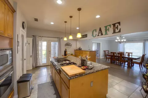 Kitchen - 640 N 4th St, Patterson, CA 95363 photo 6 of 6
