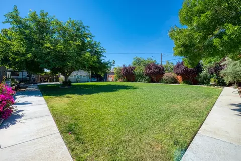 Exterior - 640 N 4th St, Patterson, CA 95363 photo 10 of 19