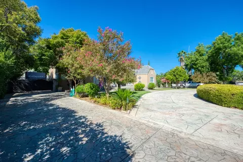 Exterior - 640 N 4th St, Patterson, CA 95363 photo 4 of 19