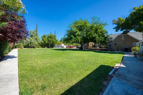 Exterior - 640 N 4th St, Patterson, CA 95363 photo 12 of 19