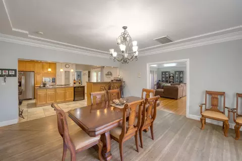 Dining - 640 N 4th St, Patterson, CA 95363 photo 2 of 2