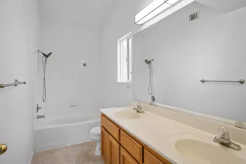 4614 Glimmer Ln, Turlock, CA 95382 photo 17