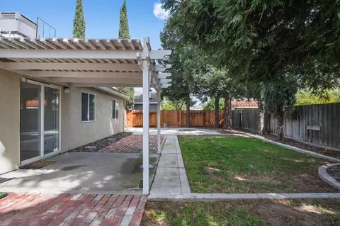 4614 Glimmer Ln, Turlock, CA 95382 photo 24