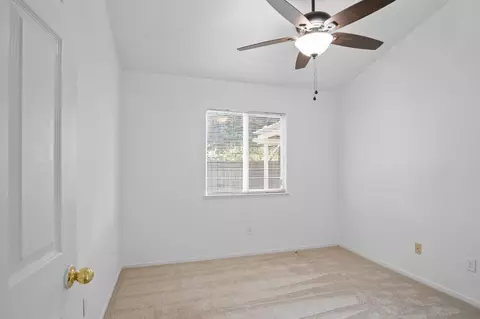4614 Glimmer Ln, Turlock, CA 95382 photo 16