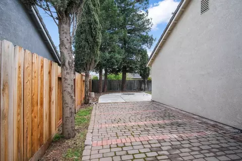 4614 Glimmer Ln, Turlock, CA 95382 photo 26