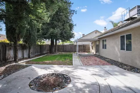 4614 Glimmer Ln, Turlock, CA 95382 photo 22