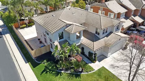 Exterior - 2062 Basque Dr, Tracy, CA 95304 photo 3 of 13