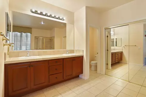 Bath - 2062 Basque Dr, Tracy, CA 95304 photo 4 of 5