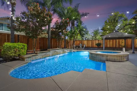 Exterior - 2062 Basque Dr, Tracy, CA 95304 photo 9 of 13