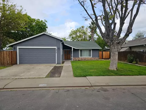 3217 Burnside Ave, Modesto, CA 95354 photo 2