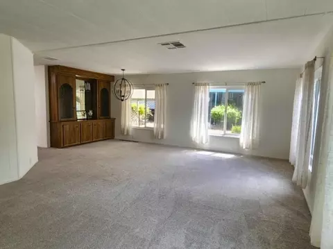 10199 Stone Arch Dr, Grass Valley, CA 95949 photo 2