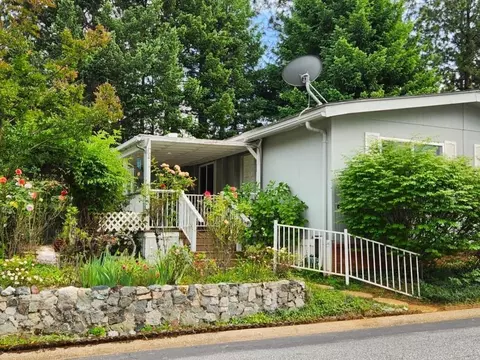 10199 Stone Arch Dr, Grass Valley, CA 95949 photo 8