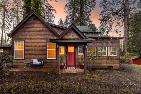 10125 Banner Lava Cap Rd, Nevada City, CA 95959