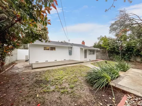 Exterior - 6042 Remington Ave, Carmichael, CA 95608 photo 7 of 8