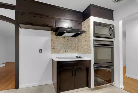 Kitchen - 6042 Remington Ave, Carmichael, CA 95608 photo 2 of 3