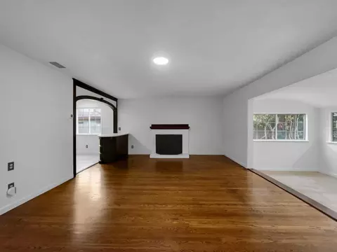 Living - 6042 Remington Ave, Carmichael, CA 95608 photo 3 of 4