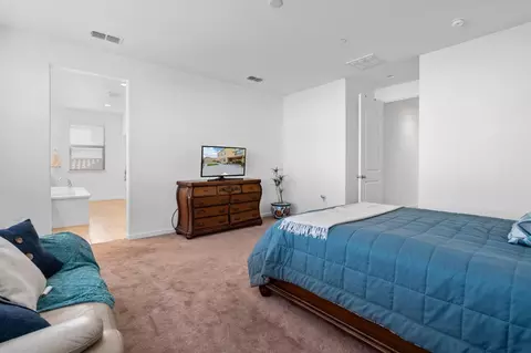 Bedroom - 1409 Crystal Dr, Lathrop, CA 95330 photo 5 of 5