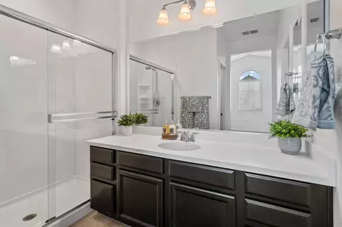 Bath - 1409 Crystal Dr, Lathrop, CA 95330 photo 2 of 8
