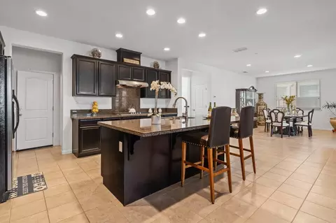 Kitchen - 1409 Crystal Dr, Lathrop, CA 95330 photo 6 of 9