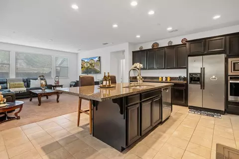 Kitchen - 1409 Crystal Dr, Lathrop, CA 95330 photo 2 of 9