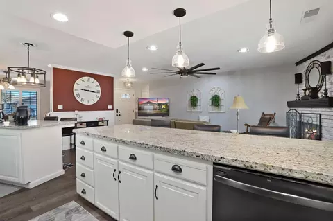 Kitchen - 320 Brian Ln, Turlock, CA 95382 photo 6 of 7