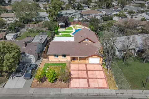 7904 East Pkwy, Sacramento, CA 95823