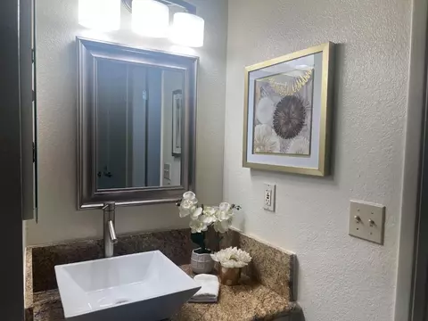 654 Shadowview Ct, Turlock, CA 95382 photo 7