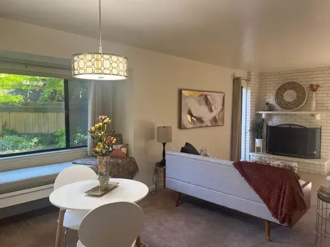 654 Shadowview Ct, Turlock, CA 95382 photo 2