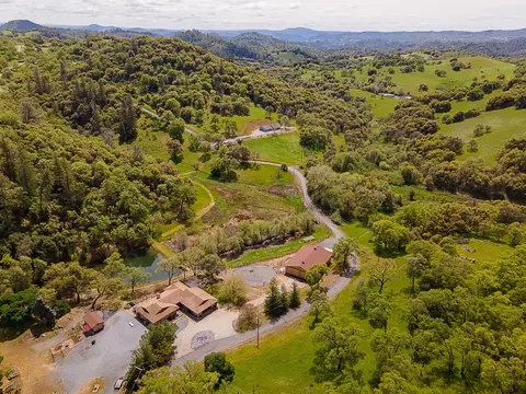 View/Area - 3321 Magic Morgan Trl, Cool, CA 95614 photo 3 of 7