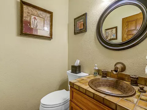 Bath - 3321 Magic Morgan Trl, Cool, CA 95614 photo 3 of 4