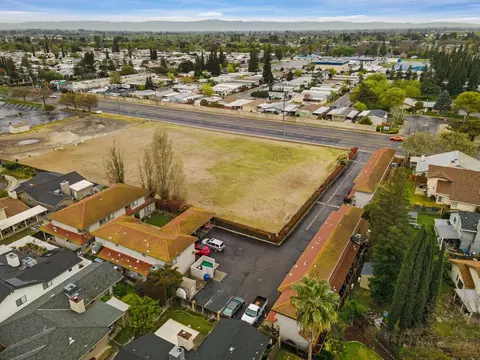 View/Area - 3100 Prescott Rd, Modesto, CA 95350 photo 15 of 17