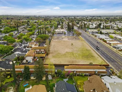 View/Area - 3100 Prescott Rd, Modesto, CA 95350 photo 16 of 17