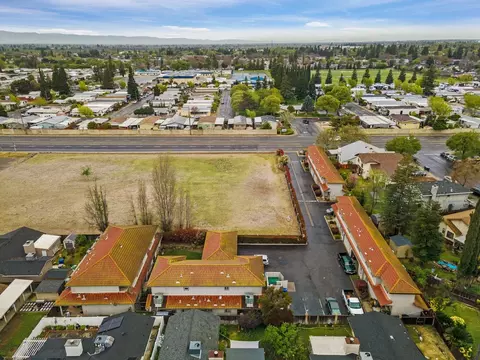 View/Area - 3100 Prescott Rd, Modesto, CA 95350 photo 9 of 17