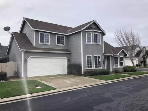 Exterior - 2808 Stone Ter, Modesto, CA 95355 photo 5 of 7