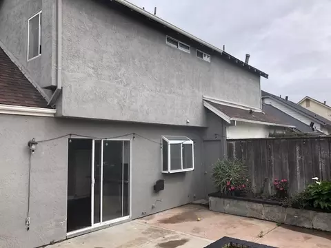 Exterior - 2808 Stone Ter, Modesto, CA 95355 photo 6 of 7