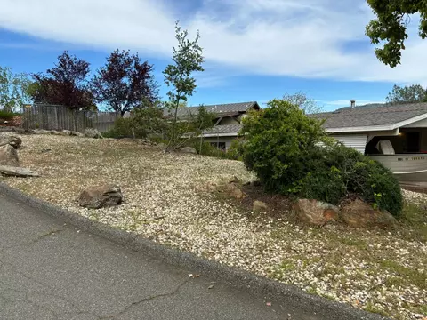 81 Apache Cir, Oroville, CA 95966 photo 3