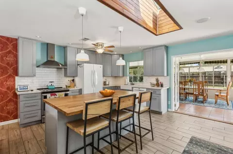 Kitchen - 2350 Gunn Rd, Carmichael, CA 95608 photo 1 of 4