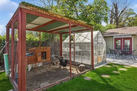 Exterior - 2350 Gunn Rd, Carmichael, CA 95608 photo 3 of 12
