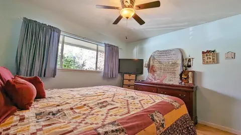 Bedroom - 13743 Bowman Rd, Pine Grove, CA 95665 photo 7 of 13