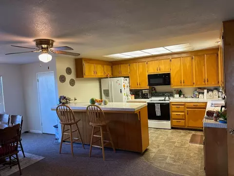 Kitchen - 13743 Bowman Rd, Pine Grove, CA 95665 photo 1 of 8