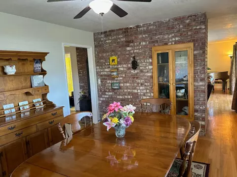 Dining - 13743 Bowman Rd, Pine Grove, CA 95665 photo 1 of 10