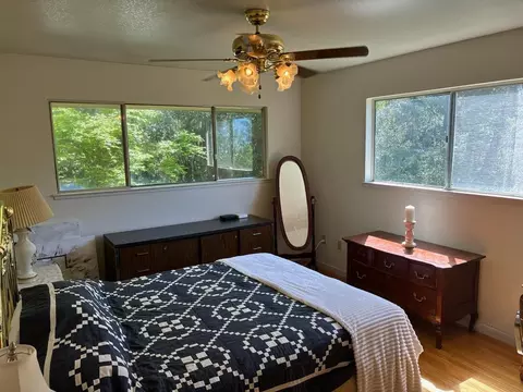Bedroom - 13743 Bowman Rd, Pine Grove, CA 95665 photo 8 of 13