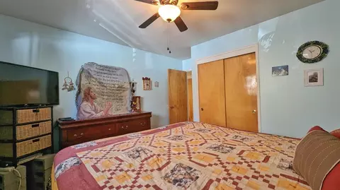 Bedroom - 13743 Bowman Rd, Pine Grove, CA 95665 photo 6 of 13