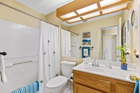 Bath - 5034 Charter Rd, Rocklin, CA 95765 photo 1 of 2